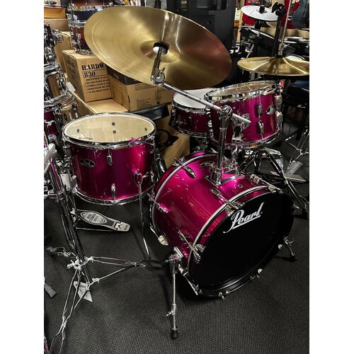 Pearl Roadshow 18 Inch Gig Complete Kit Pink Metallic